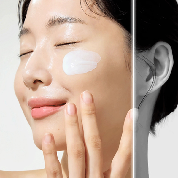 Освітлювальний сонцезахисний крем Celimax Pore+Dark Spot Brightening Care Sunscreen, 50 мл 11001220 фото