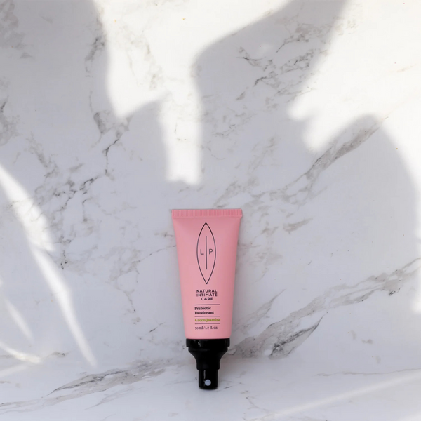 Спрей-дезодорант з пребіотиками для інтимної гігієни Lip Intimate Care Prebiotic Deodorant Green Jasmine, 50 мл 1100601 фото
