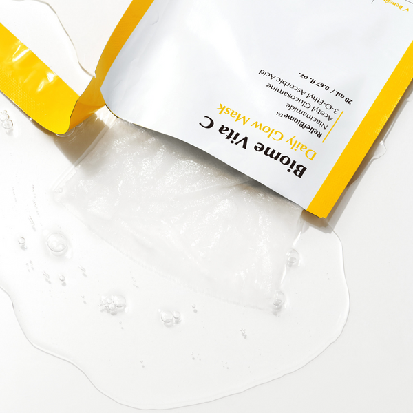Освітлювальна тканинна маска з вітаміном C UIQ Biome Vita C Daily Glow Mask, 20 мл 1100960 фото